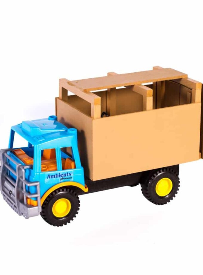 Toy Bull transport truck