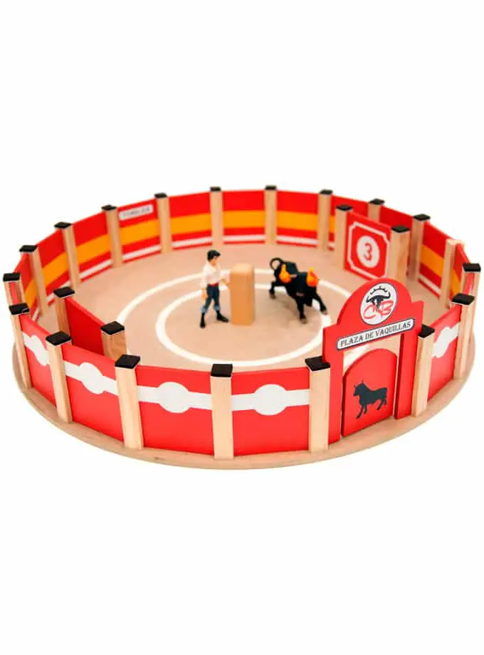 Wooden toy bullring