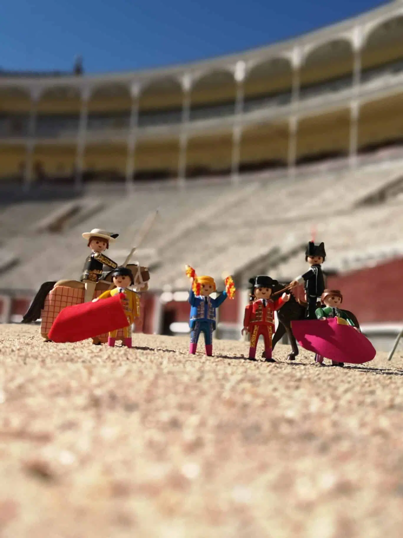 Click Bullfighters Gang + 8 Bulls - Image 5