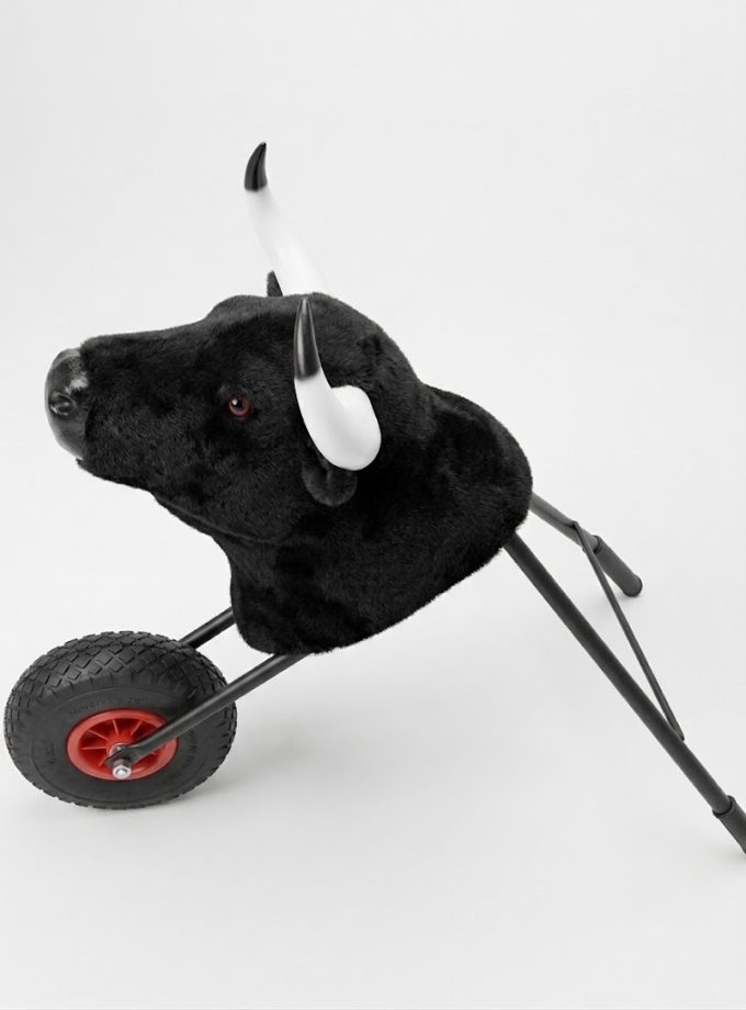 Chariot d'entrainement enfant en fer avec tête de taureau