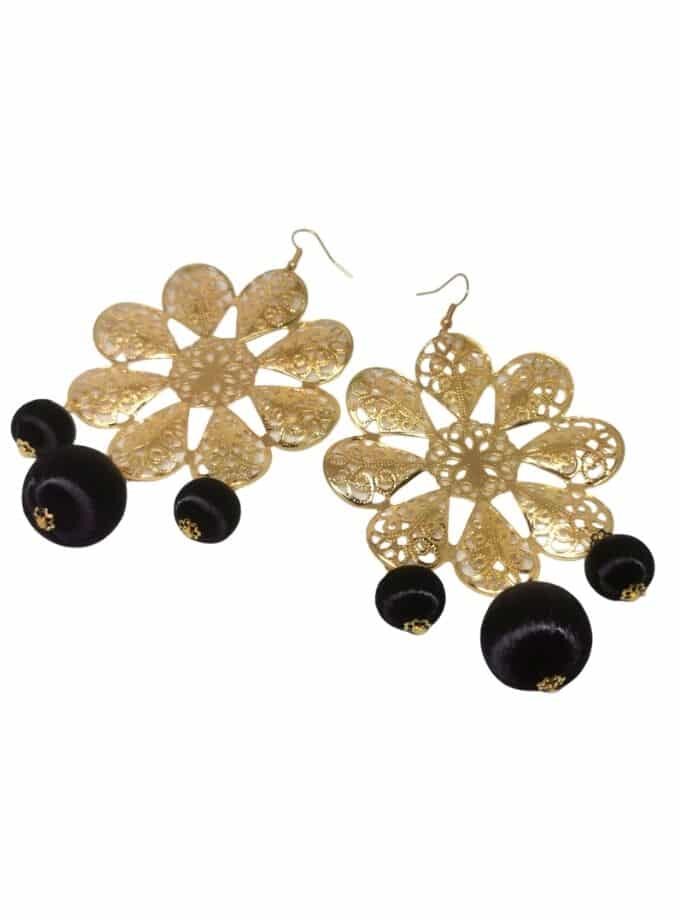 earrings-rosette-embroidered-gold-jet