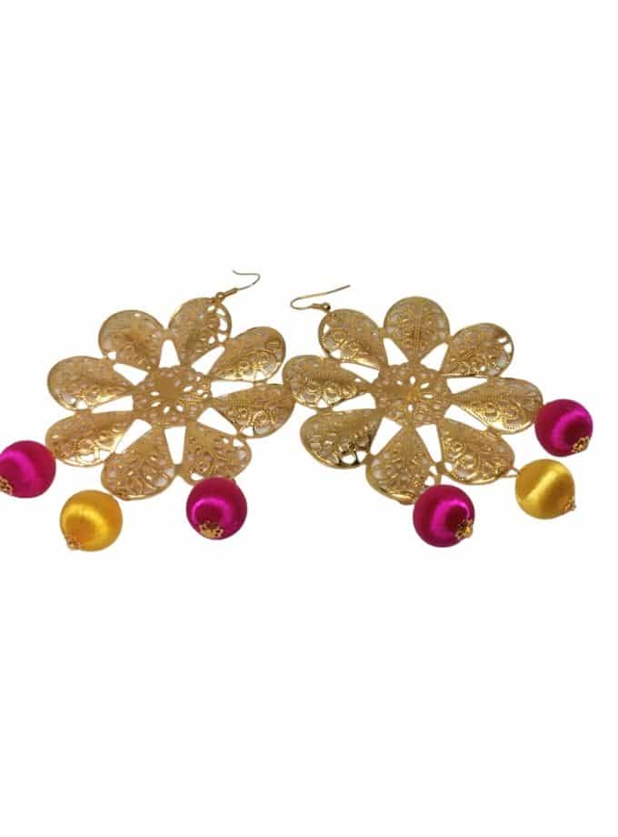 gold-fuchsia and gold embroidered rosette earring
