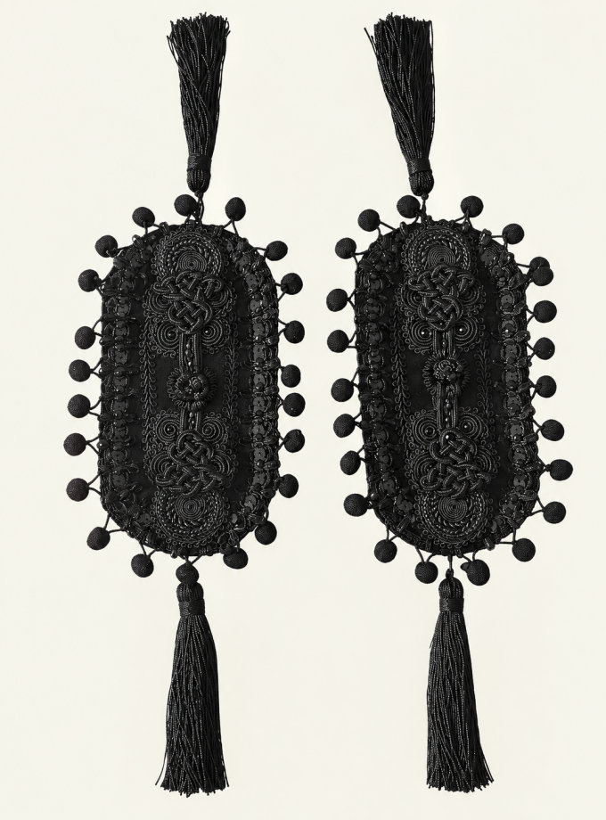 Azabache Alamar Shoulder Pads by Silvia Barca