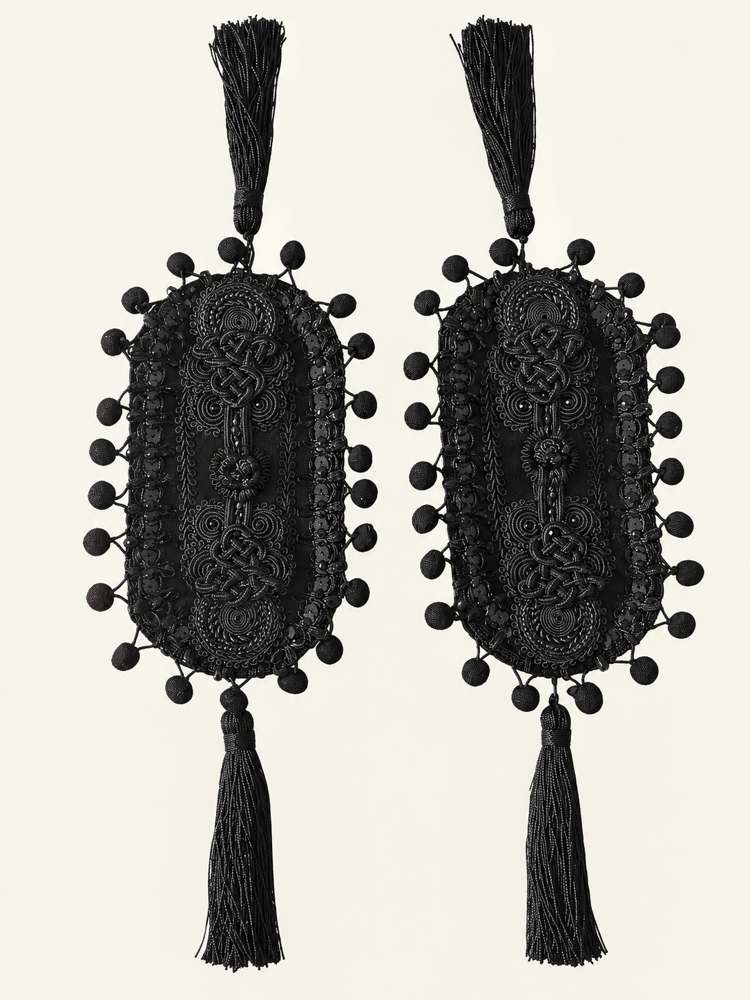Hombreras Azabache Alamar by Silvia Barca