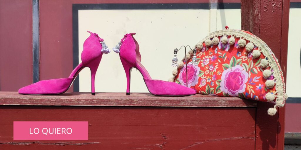 look for the Feria of San Isidro with Fuchsia tones