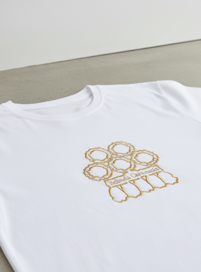 Camiseta Taurina Unisex “Suerte dorada”4